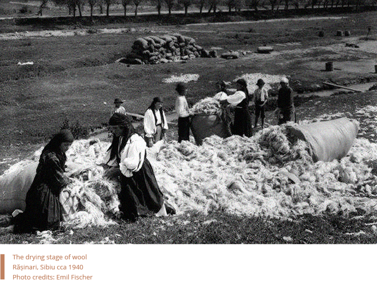 Folkwear-Society-History-drying-wool